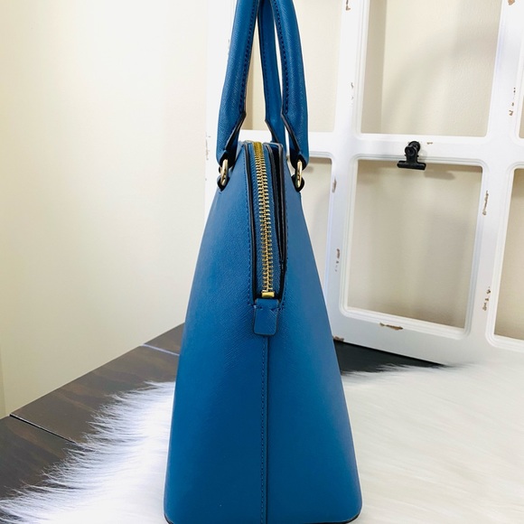 Michael Kors Cindy Large Dome Satchel - Picture 5 of 13